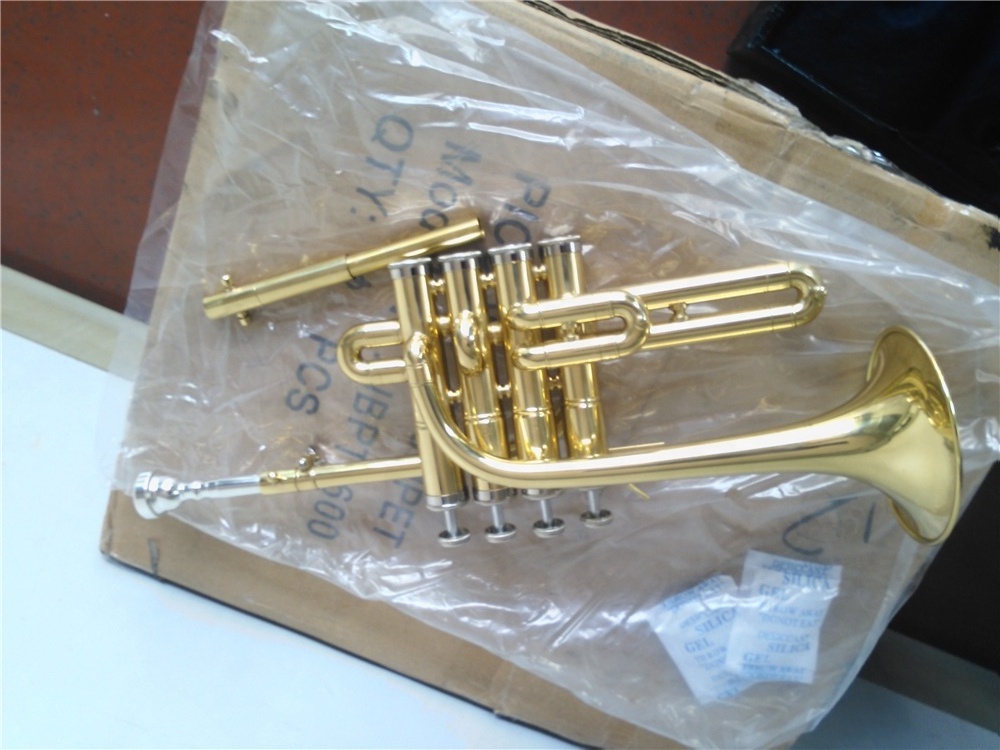 Popular Grade Cupronickel with nickel plated piston Gold lacquer Piccolo Trumpet