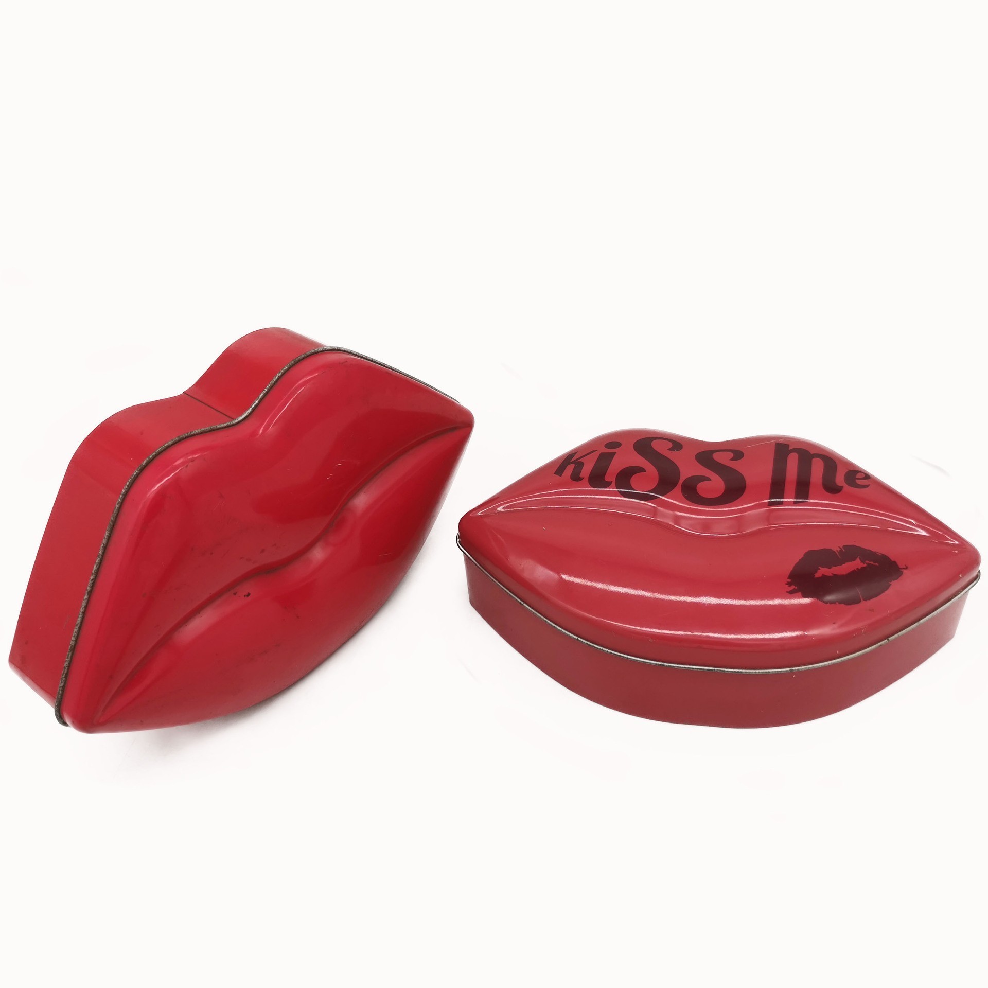 Wholesale Lip Shape Metal Gift Tin for Cosmetic Packaging Empty Lip Balm Metal Box