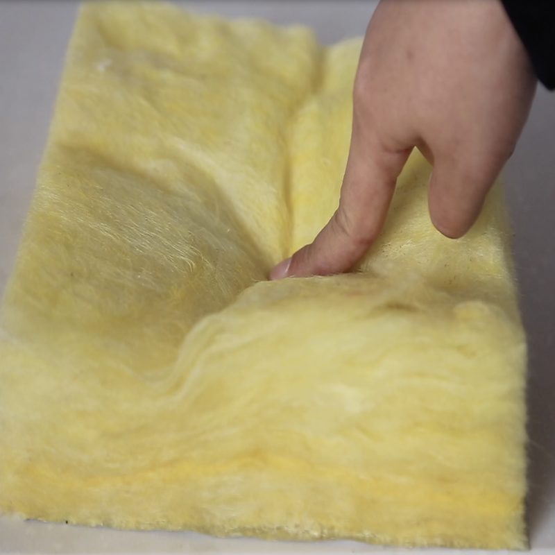 Insulwool FSK Faced Insulating Glasswool Roll Fibreglass Wool Insulation Rolls Glass Wool Blanket