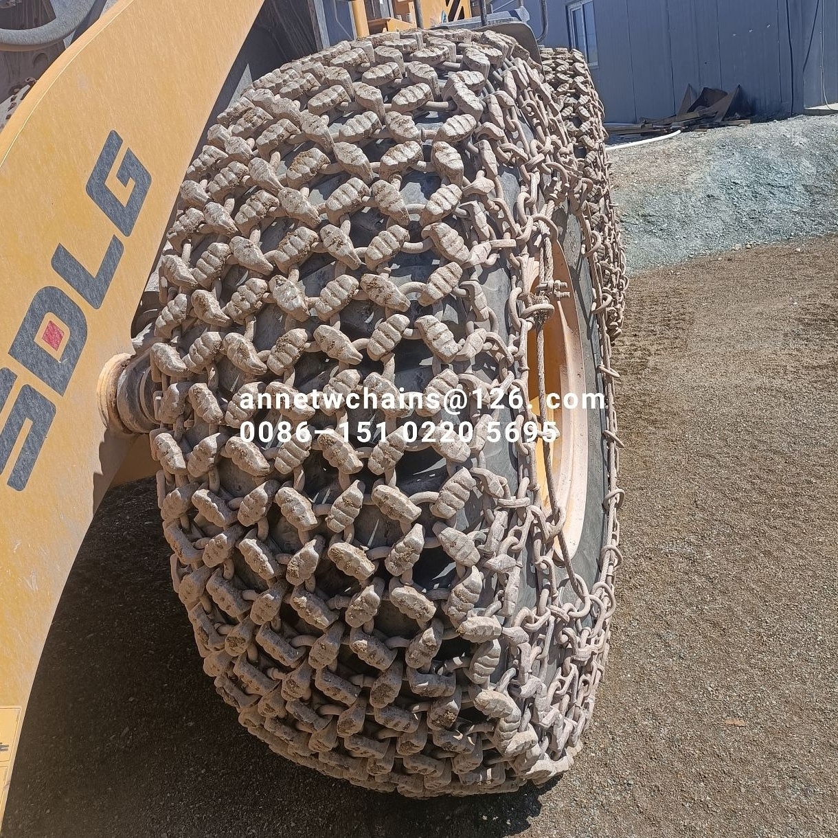 1400-24 1200-20 20.5/70-16 15/70-18 1000-20 Tractor Tyre Chains Snow Chain