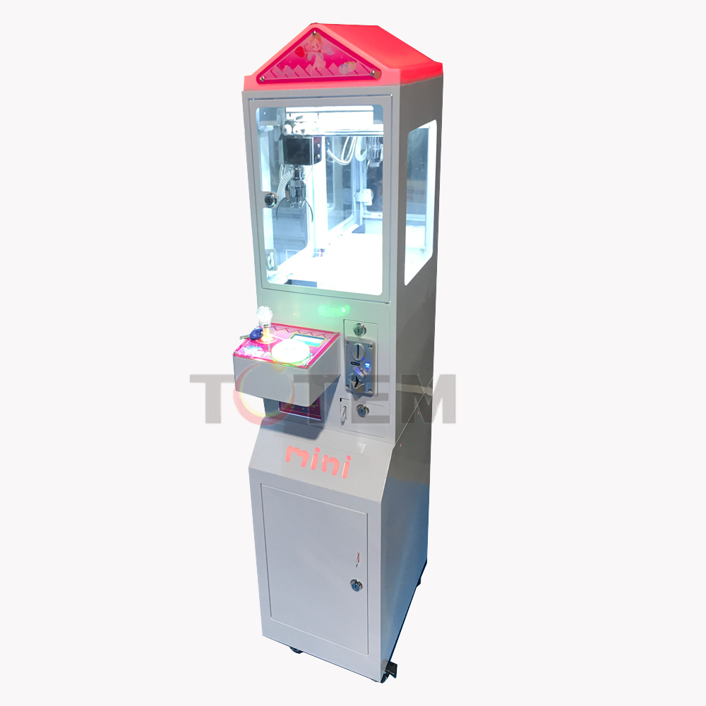 Plastic Coin Operated Games Arcade Claw Crane Machine