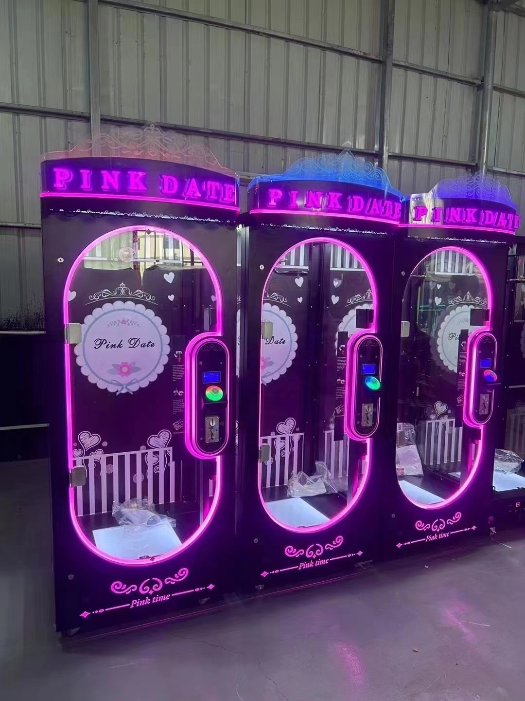 Coin Operated Game Arcade Claw Crane Machine Pink Date Gift Game Cut Prize Machine Toy Cut Prize Machine