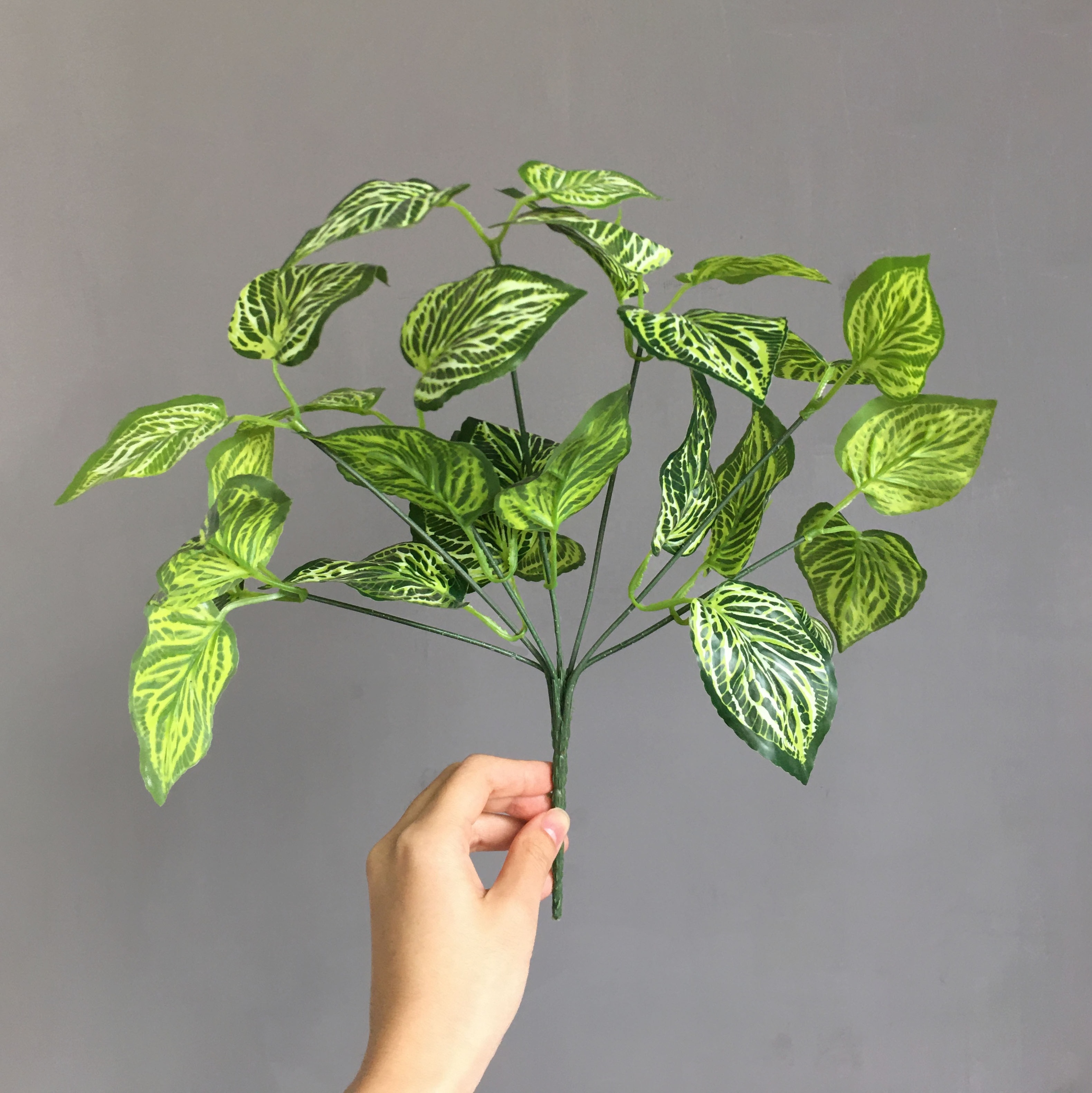 Wholesale Green Bush Artificial Caladium Leaves for Bottoming Leaves Floral Arrangement Home Party Shop Decor