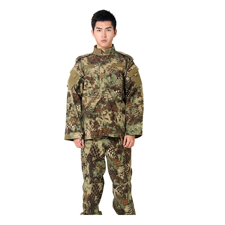 Outdoor Camouflage Men Tactical Frog Suits Combat Uniform With Pads