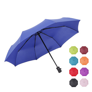 Wholesale custom Strong 8K windproof umbrella automatic 3 folding umbrellas for the rain