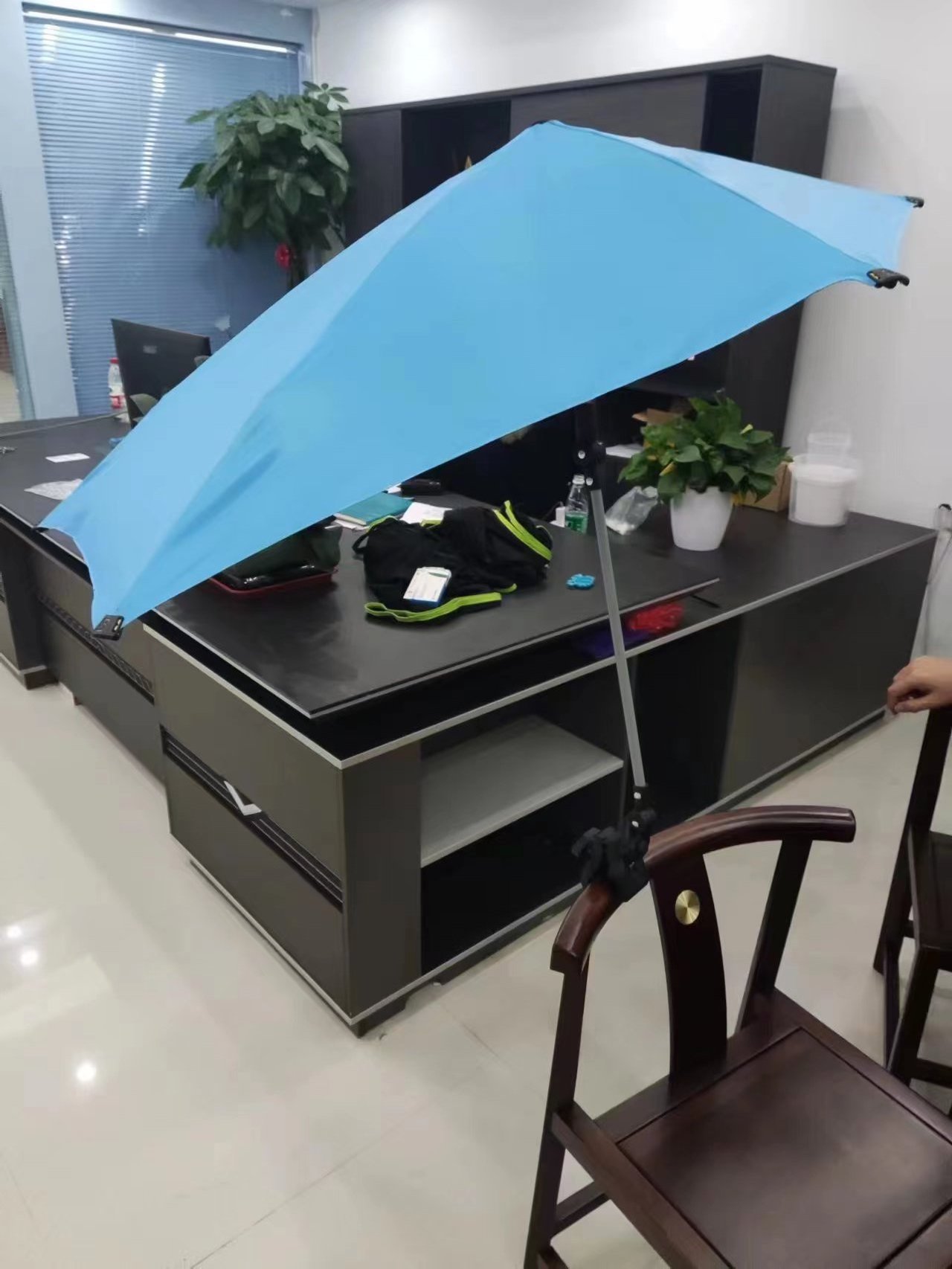 sport brella versa brella SPF 50+ Adjustable Umbrella with Universal Clamp for Chair, Stroller, Wheelchair, Golf Cart