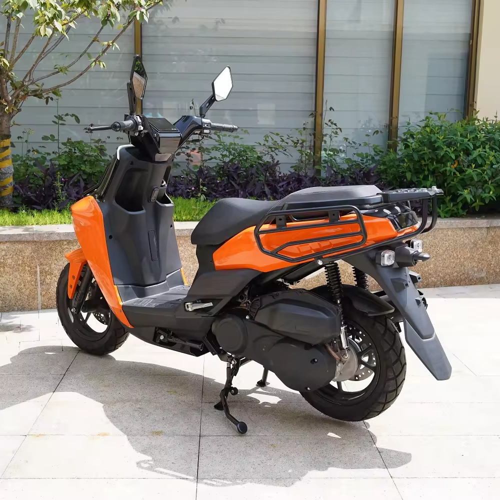 Adventure Motorcycle OEM 85 km/h 150cc Gas Motorcycle 4-Stroke Gas Engine Scooter with Disc Brake