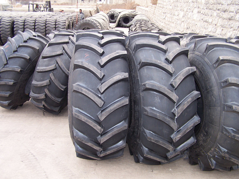 big Radial tractor tire 38 inch industrial harvest farming tire R1 400/85R38 460/85R38 520/85R38 650/65R38 710/70R38