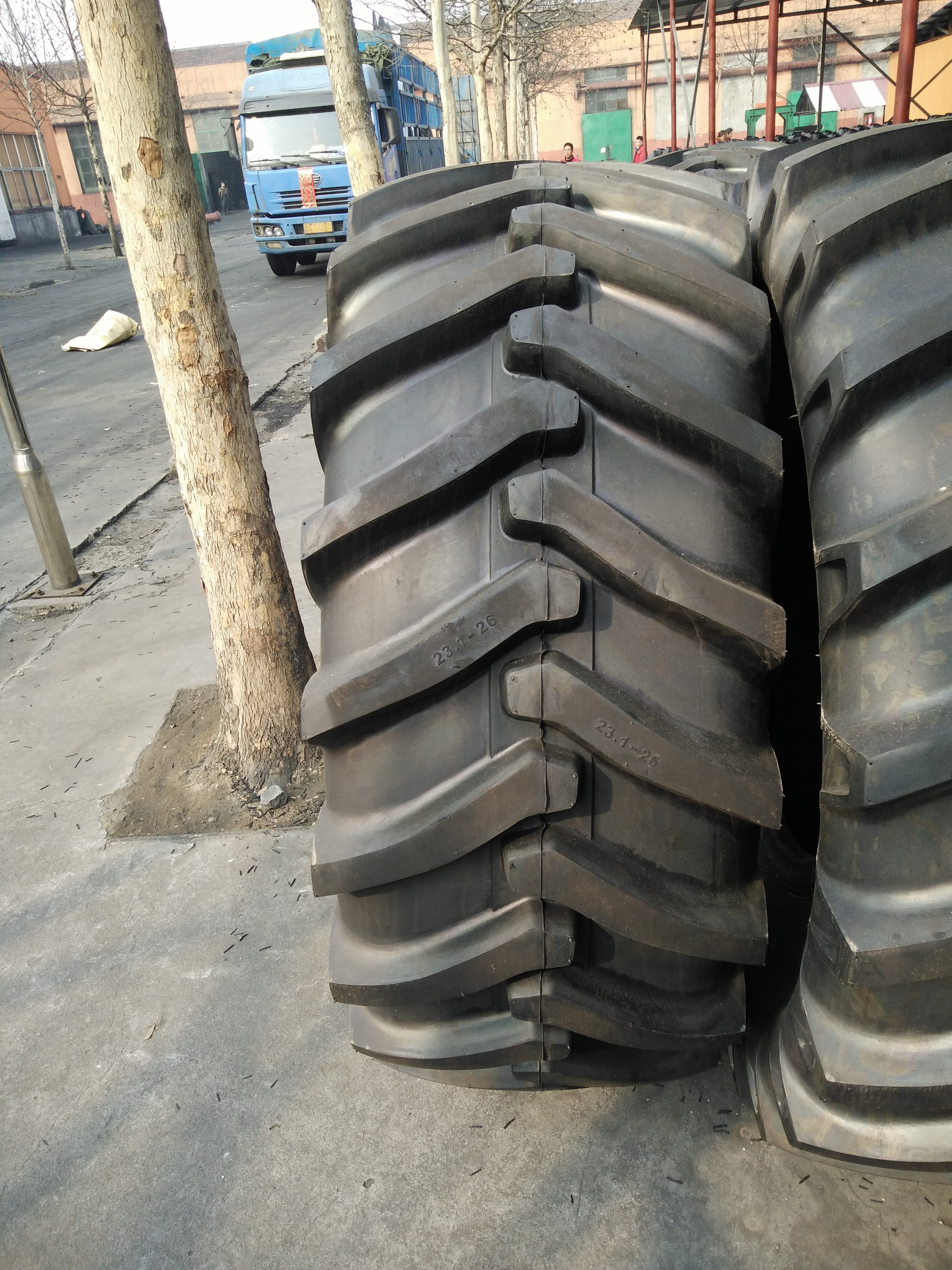 big Radial tractor tire 38 inch industrial harvest farming tire R1 400/85R38 460/85R38 520/85R38 650/65R38 710/70R38