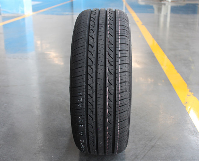 Durun Auto Parts Yokohama Tyres  Car Tyre Price 215/55R17