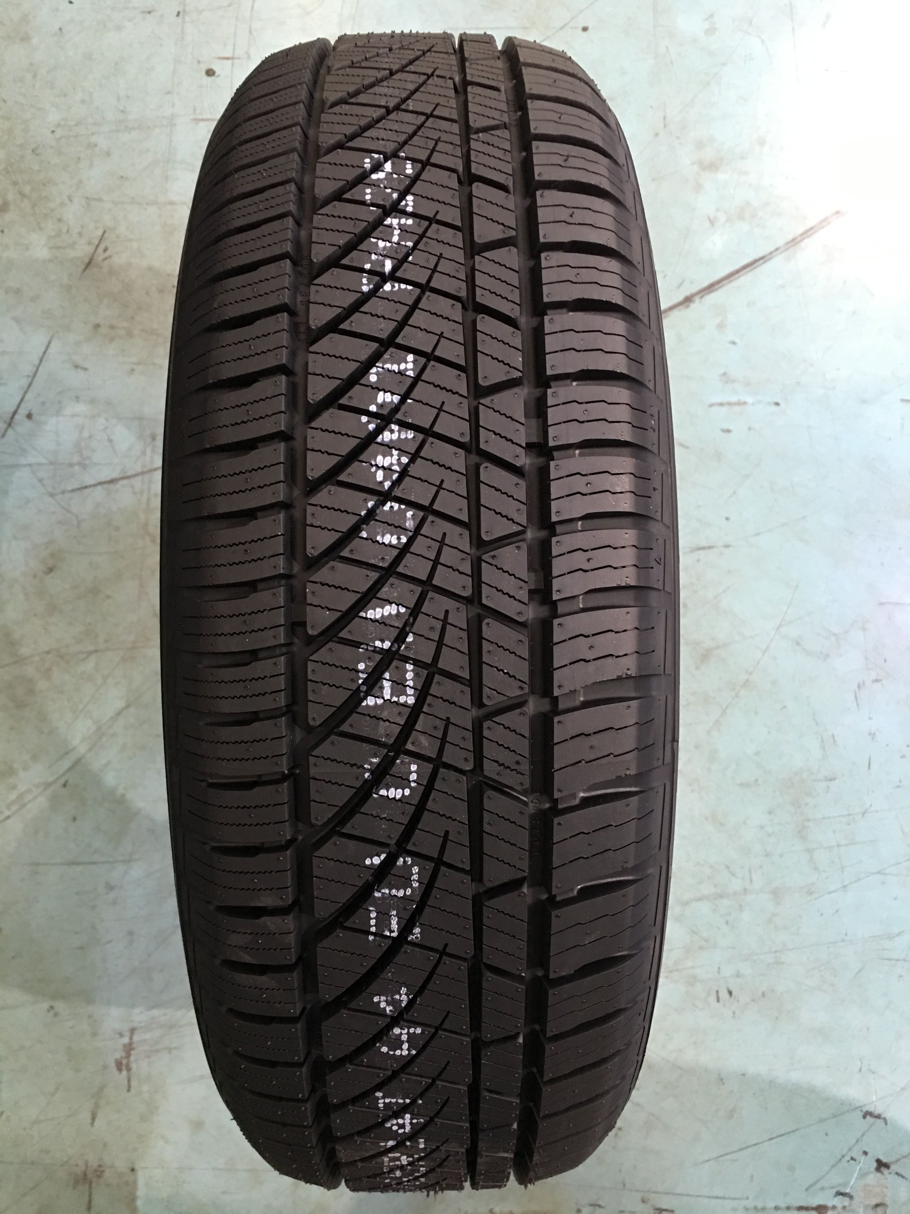 FRONWAY GRENLANDER brand high quality PCR car tire manufacture