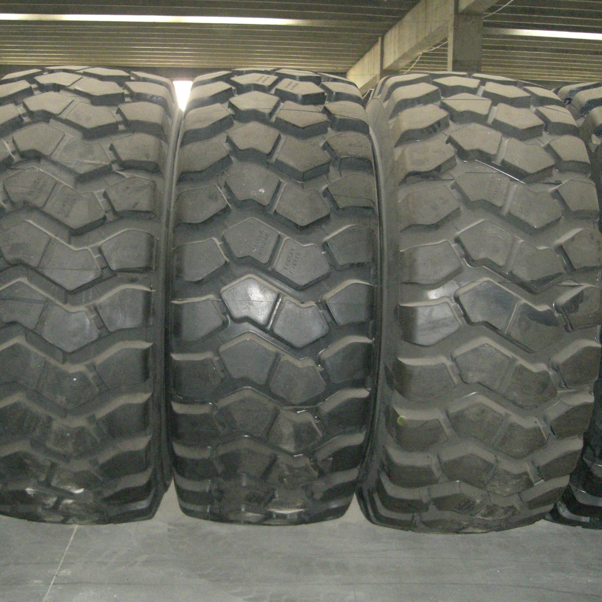 Off Road Tire HILO MEGARUN brand High quality OTR TYRE