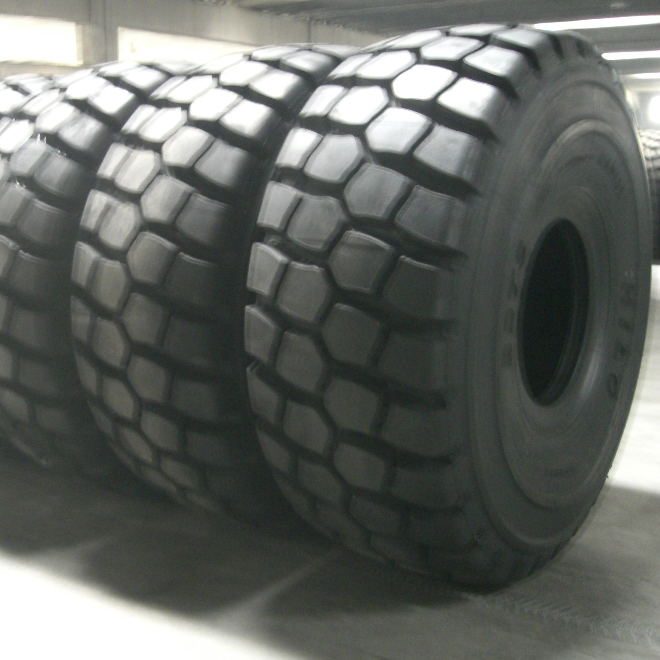 Off Road Tire HILO MEGARUN brand High quality OTR TYRE