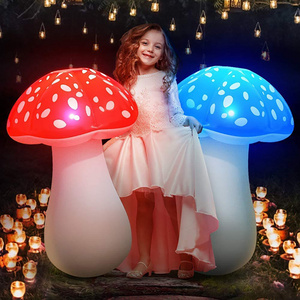 Factory customize Party Decorations Inflatable Large Mushroom with Light, Solar Powered Models for Yard Christmas Party Decor