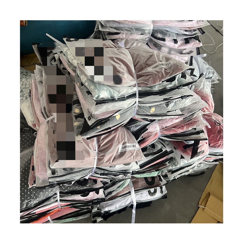 GZ Factory Direct 45Kg-100Kg Second Hand Clothing, Mixed Clothing Used Clothes Apparel Stock Leftover Overruns Branded T Shirt