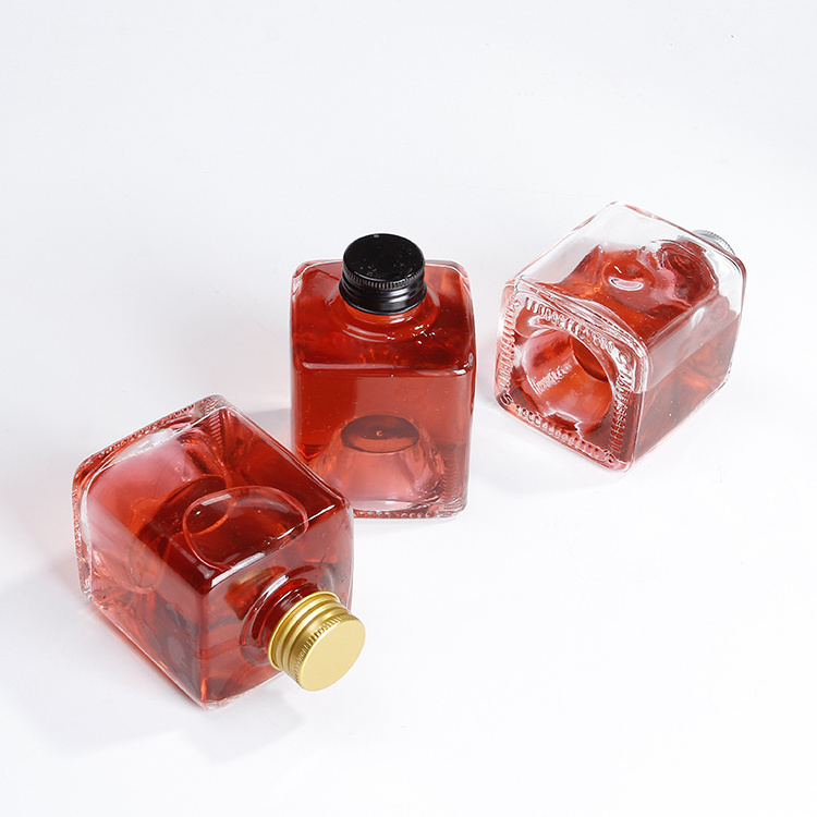 Wholesale Square 150ml Stackable Glass Wine Bottle Liquor Bottle With Airtight Seal For Spirits