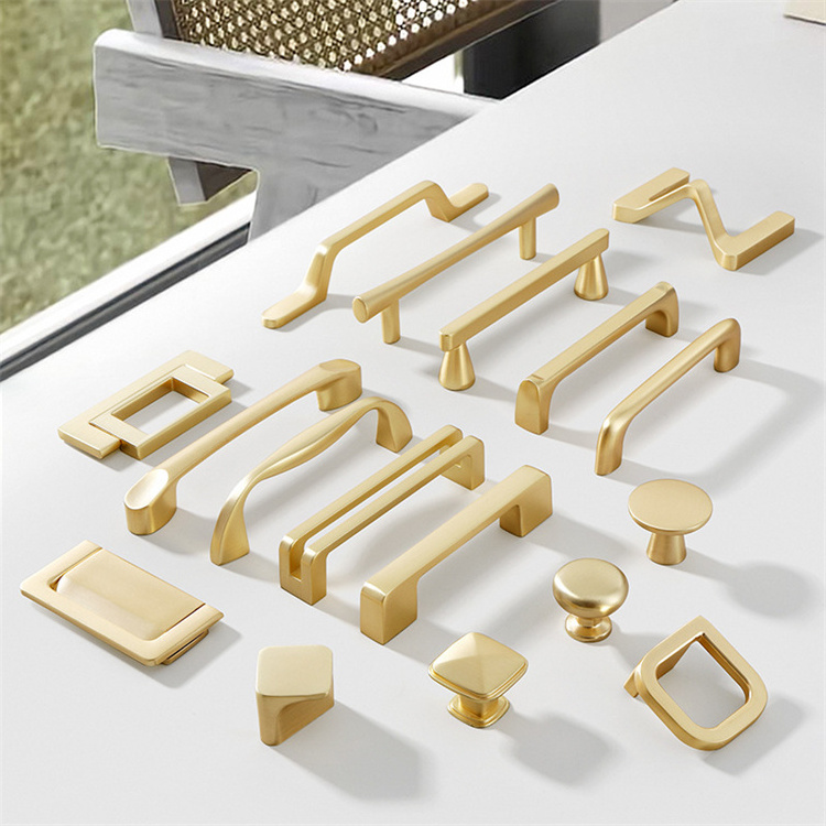 Customized new zinc alloy Brushed brass handles for furniture hardware