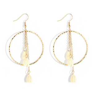 2023 New Fashion 18k Gold Plated Pikake Western Earrings Resin Hoop Earrings for Women Party Stock Earrings