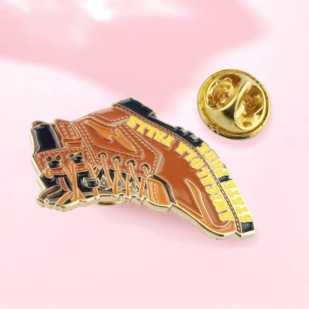 No Minimum Cheapest Beautiful Mini Enamel Sneaker Shoes Soft Lapel Pins Badges For Clothing