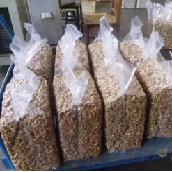 Competitive Price Wholesale Bulk walnut kernel China