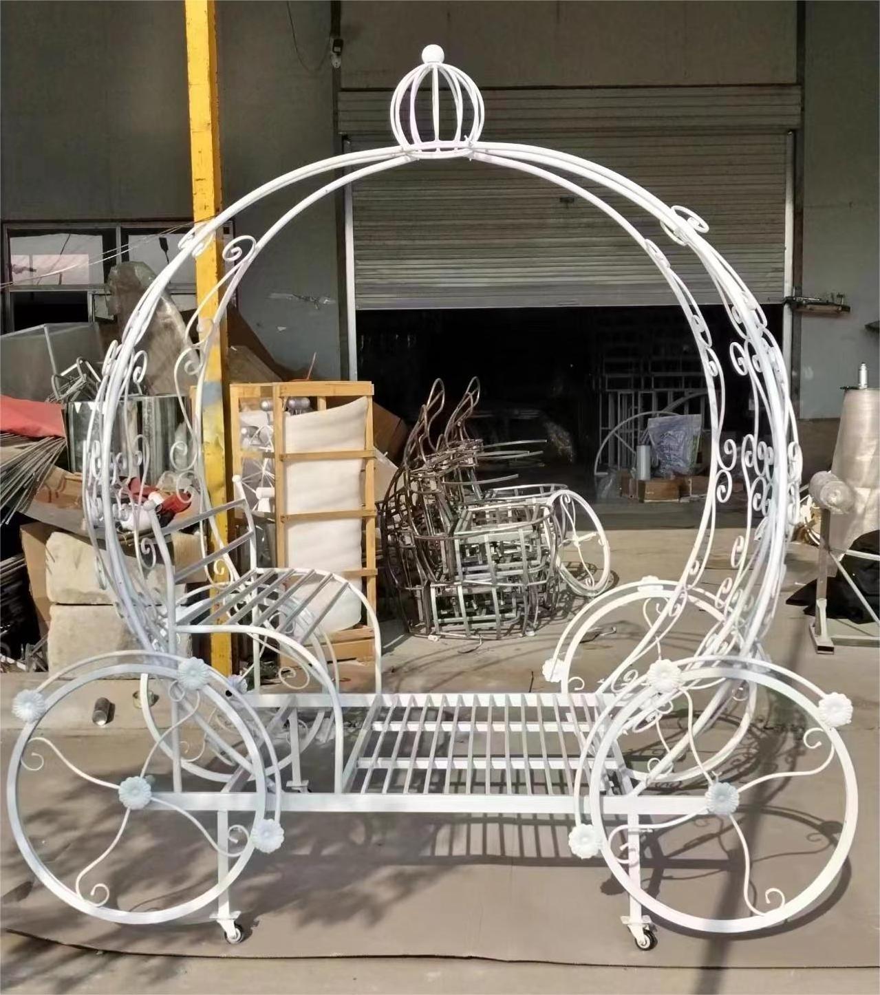 Factory Cheaper White Wedding Decoration Supplies Wedding Horse Carriage Wedding Cart For Sale