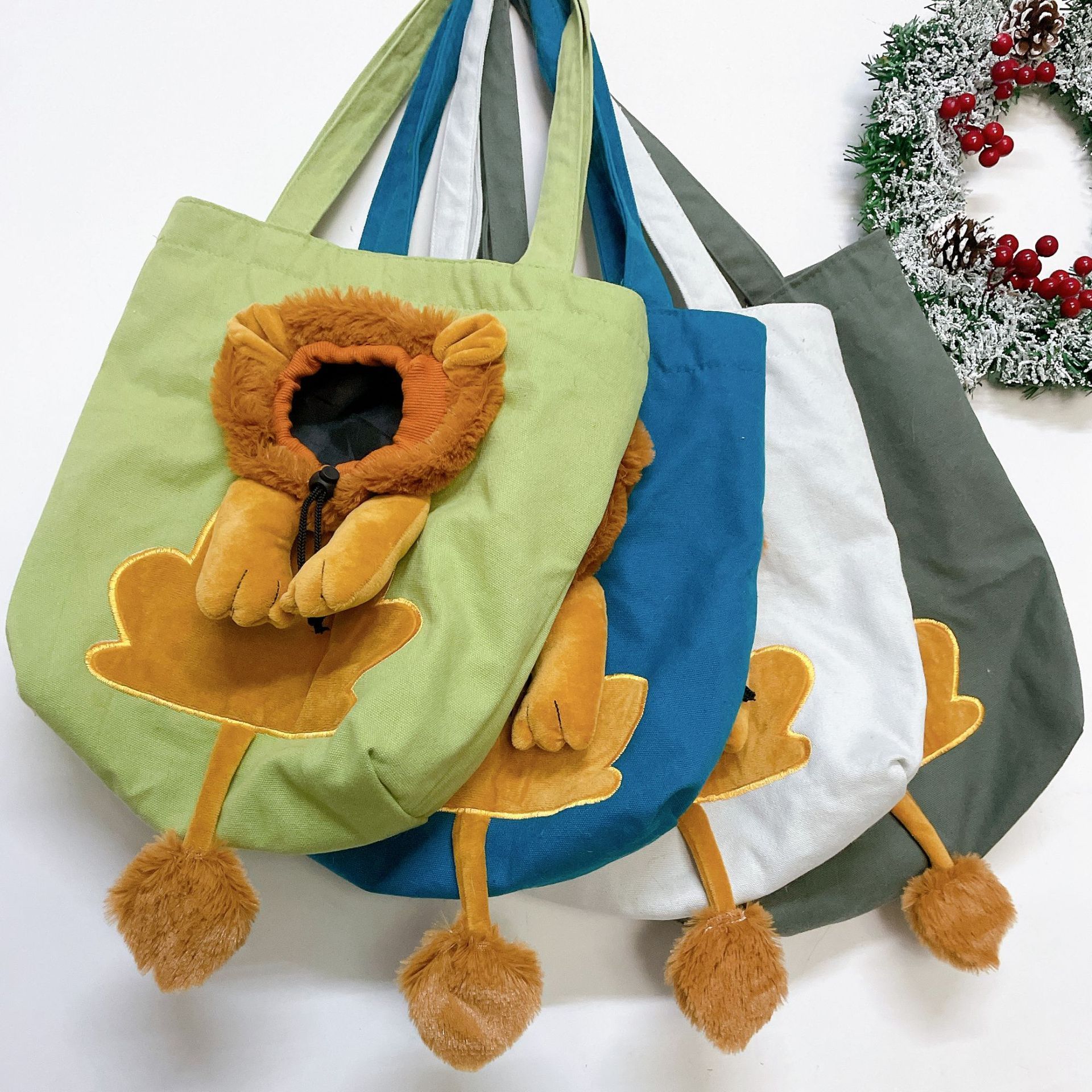 Wholesale Customized Pet Going Out Bag Can Outcrop Small Lion Cat Small Dog One Shoulder Tote Pet Canvas Bag