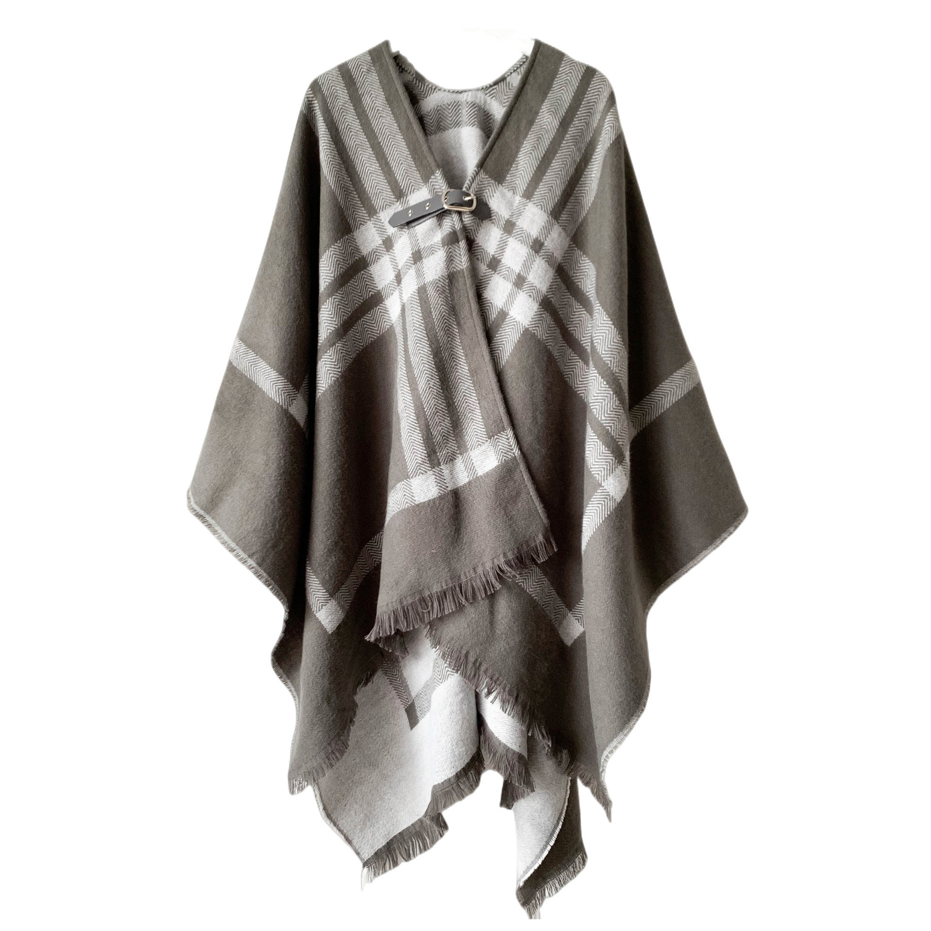 Spring and Autumn Imitations Cashmere Black and White Plaid leather buckle Wholesale Poncho Fashion Cloak  Shopping