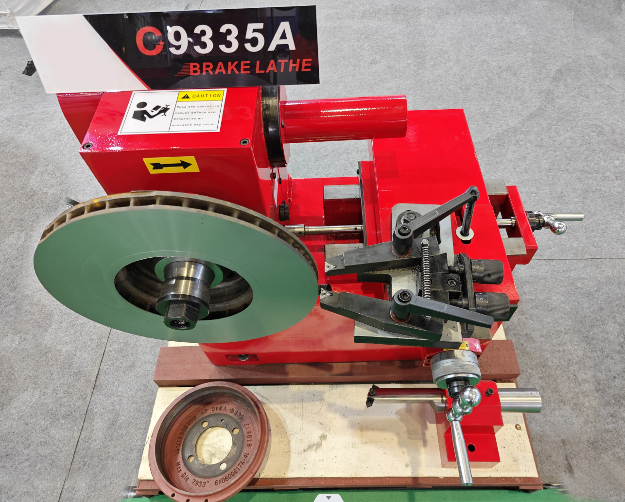 Brake Drum Disc Lathe Brake Disc Brake Drum Cutting Machine C9335A