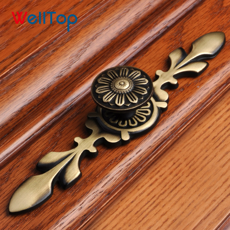 Classic Vintage Handle Pulls Metal Iron Antique Style Cabinet Brass Handles Knobs VT-01.157