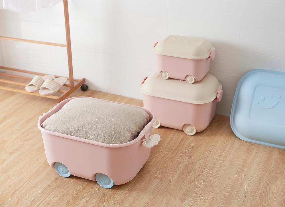 wholesale bedroom pp plastic clothes storage laundry boxes Organizer with handle and wheels toy car storage Container box