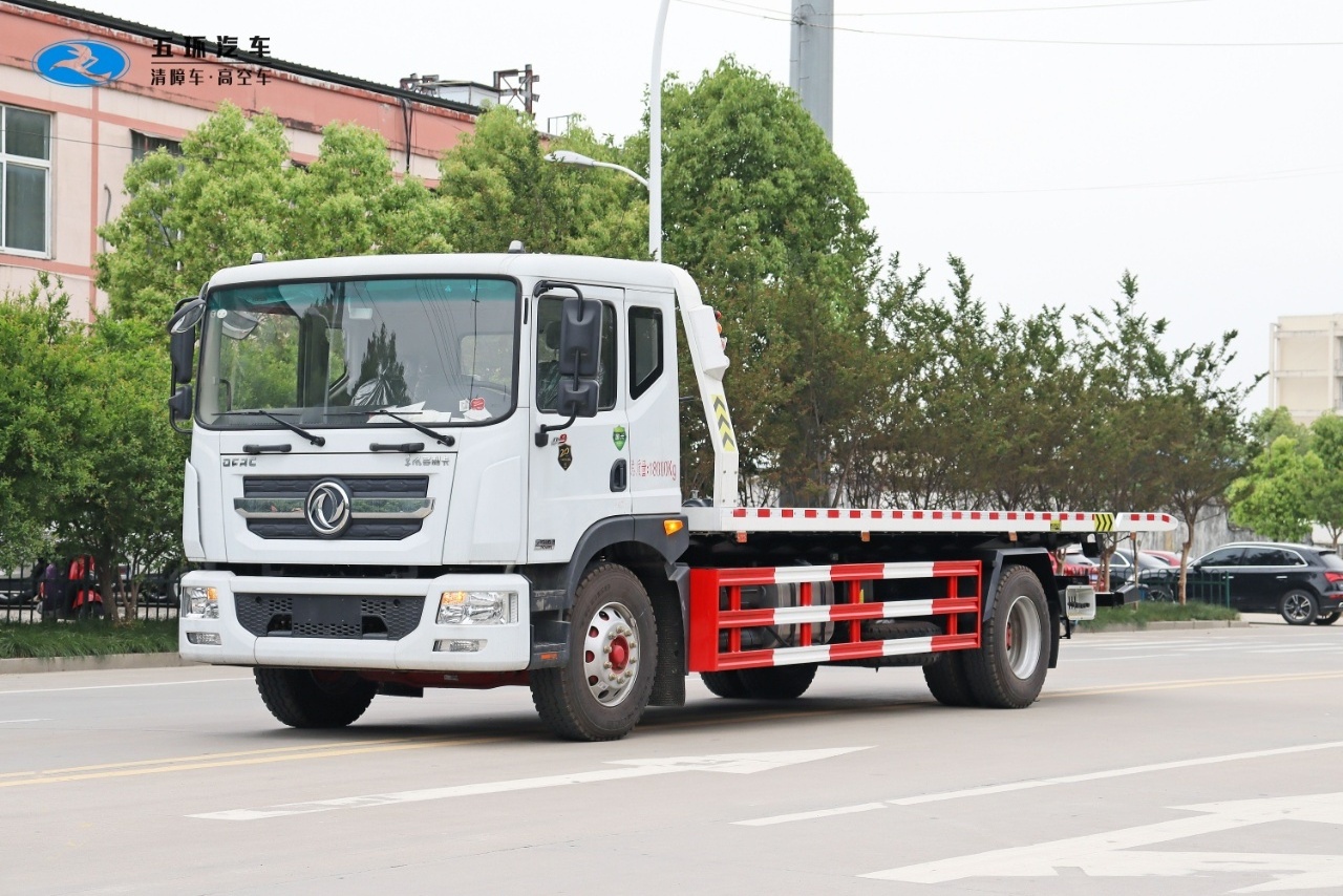 Dongfeng 4 Tons Rollback Truck Rescue Recovery Tow Vehicle Telescopic Boom Flatbed Wrecker Truck With Crane In Thailand