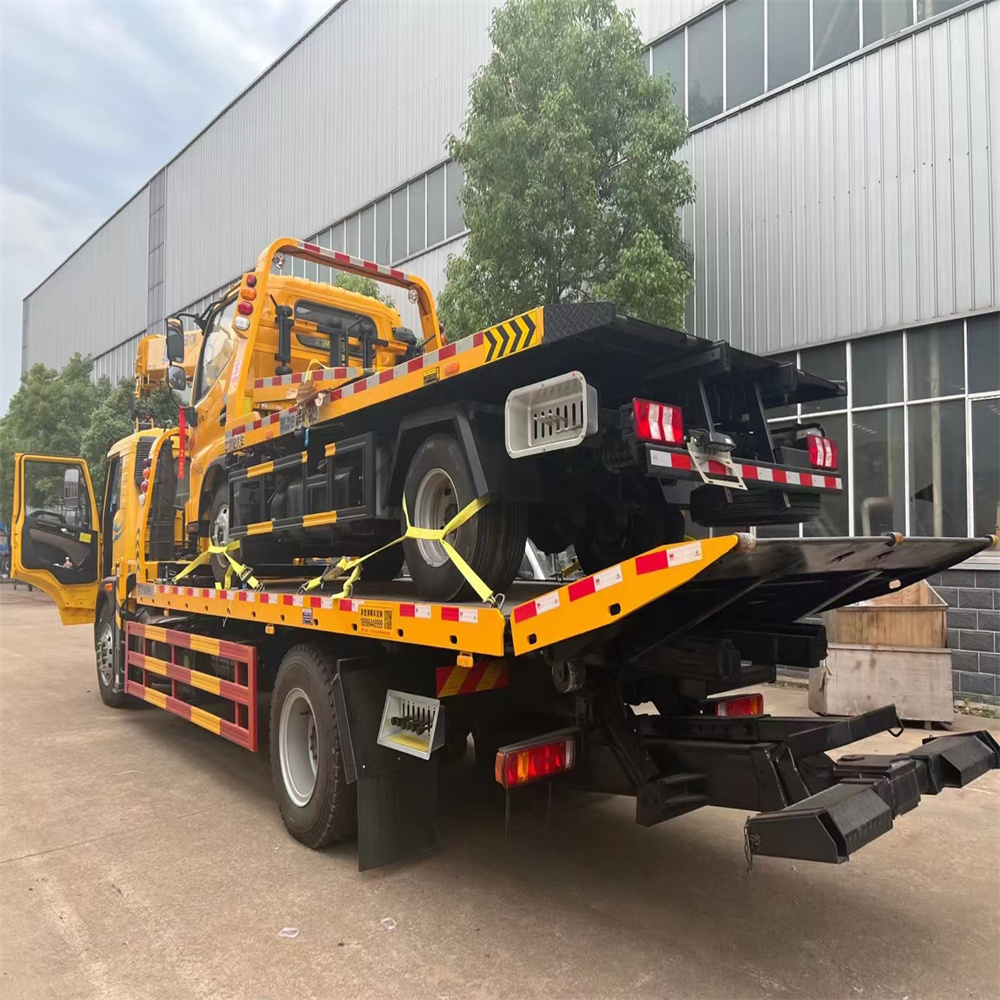 8 Tons Wrecker Road Recovery Tow Truck 4x2 Flatbed Truck Wrecker Truck For Sale