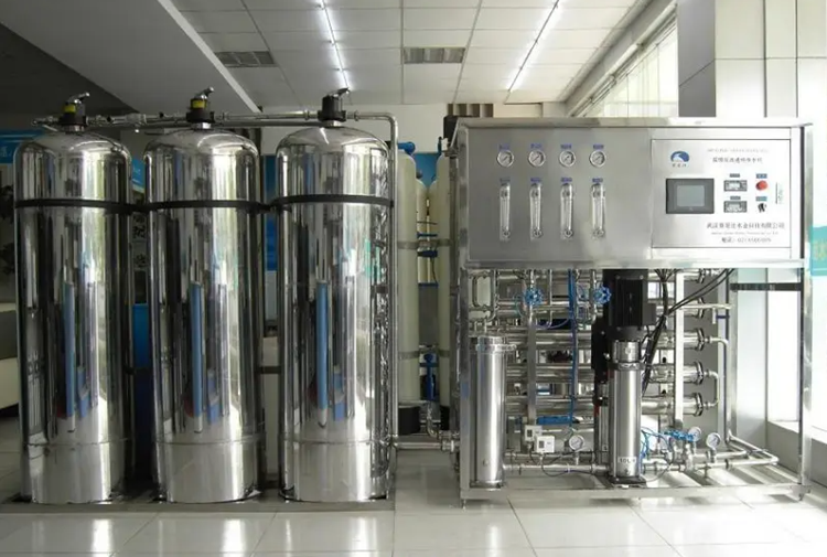 Mineral water production machine drinking water ro plant in container small water purification machine