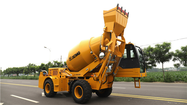 XCMG Official SLM3500S New Mobile Self feeding Concrete Mixer Trucks Small Self-loading Concrete Mixer Truck