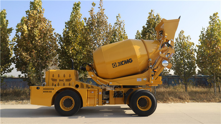 XCMG Official 4m3 Self Loading Mobile Concrete Mixer Machine Automatic Truck Concrete Mixer