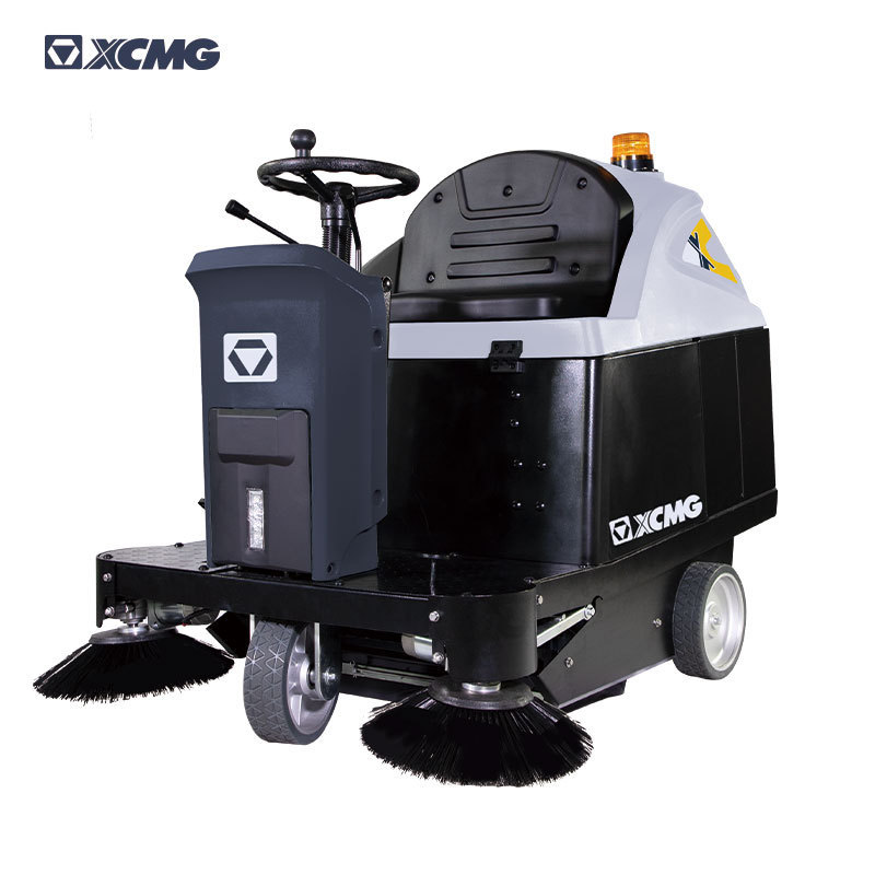 XCMG Official XGHD100 Road Sweeper Vehicle Floor Street Sweeper Car Price