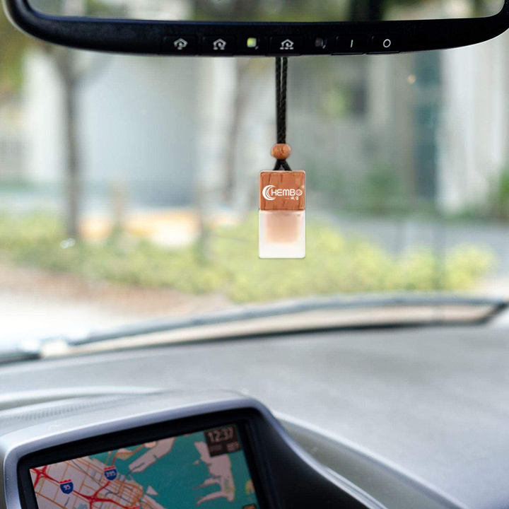 Wholesale Natural Wood Hanging Car Air Freshener Aroma Diffuser Perfume Bottle for Car Home Scent Fragrance Deodorizer