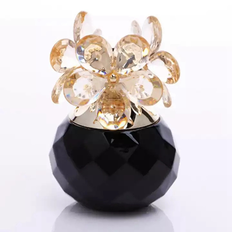 Wholesale Luxury Ladies Perfume Bottle Fragrance Flower Shape 60ml Glass Perfume Bottles