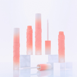 Velvet powder mist bear lip and cheek dual-use lip gloss tube matte matte velvet lip gloss tube wholesale