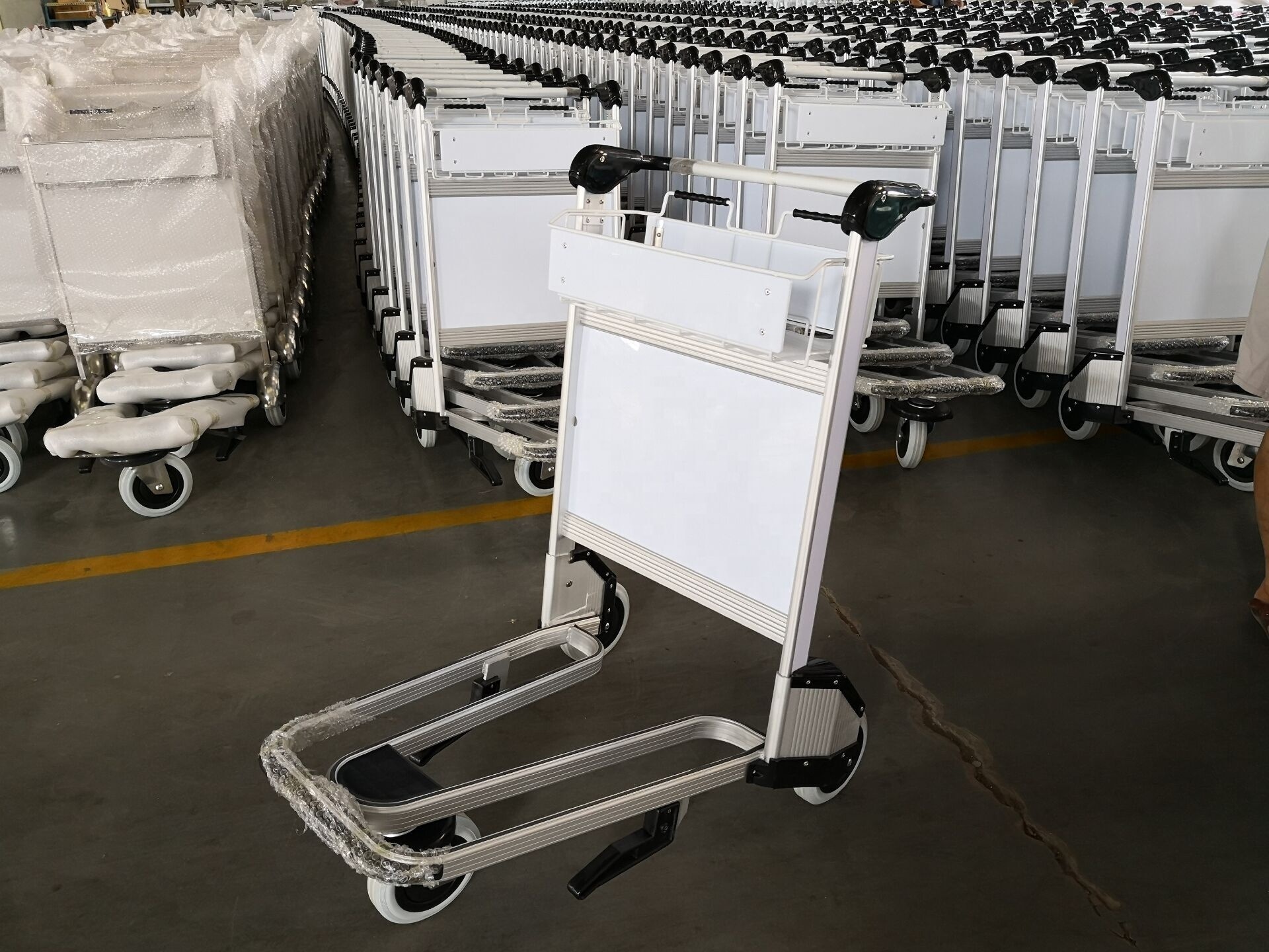 Factory Supply Aluminum Alloy Airport Luggage Trolley Hand Carts Airline Passenger Truck Airport Baggage Trolley Airport Cart