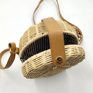 2023 new straw bag one shoulder crossbody rattan weave bag casual round woven bag factory direct supply