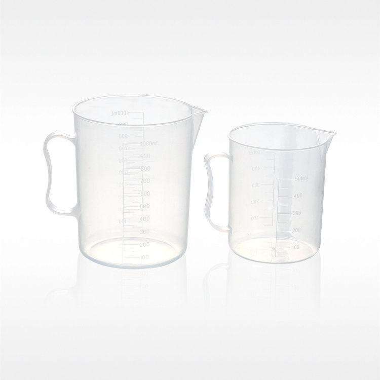 Plastic small 150ml 200ml 300ml liquid measuring cup with spout