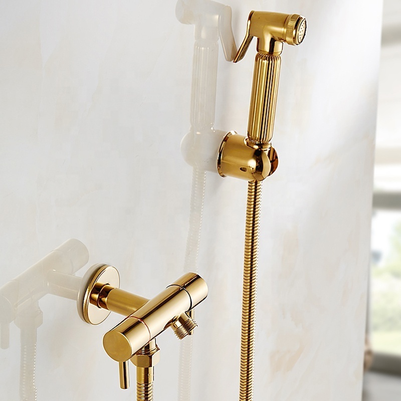 Luxurious Brass Wall Mounted Golden Toilet Bidet Cold Water Tap Bathroom Gold Muslim Bidet Faucet Set SF1356