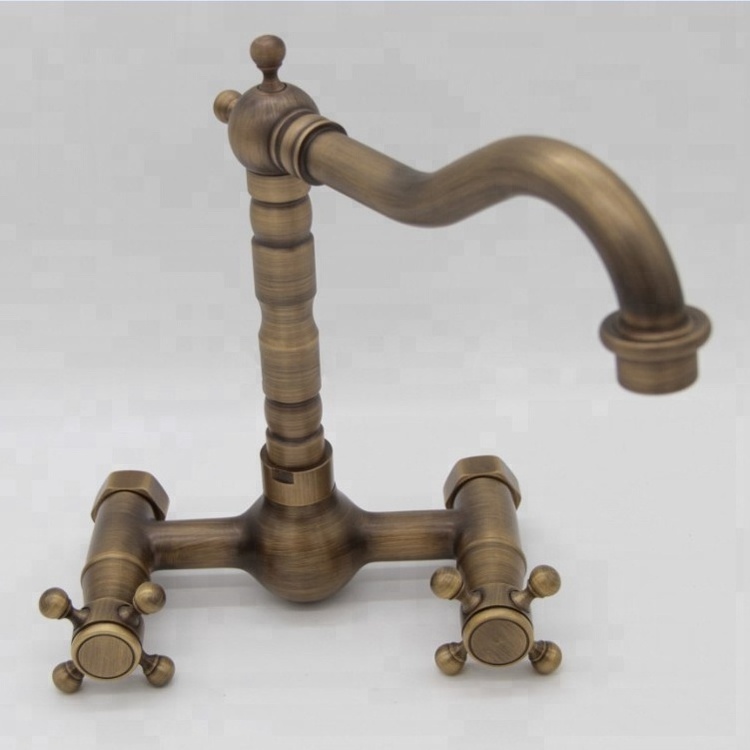 China Antique Brass Wall Mounted Kitchen Sink Taps Two Handle Bathroom and Kitchen Faucet 8118