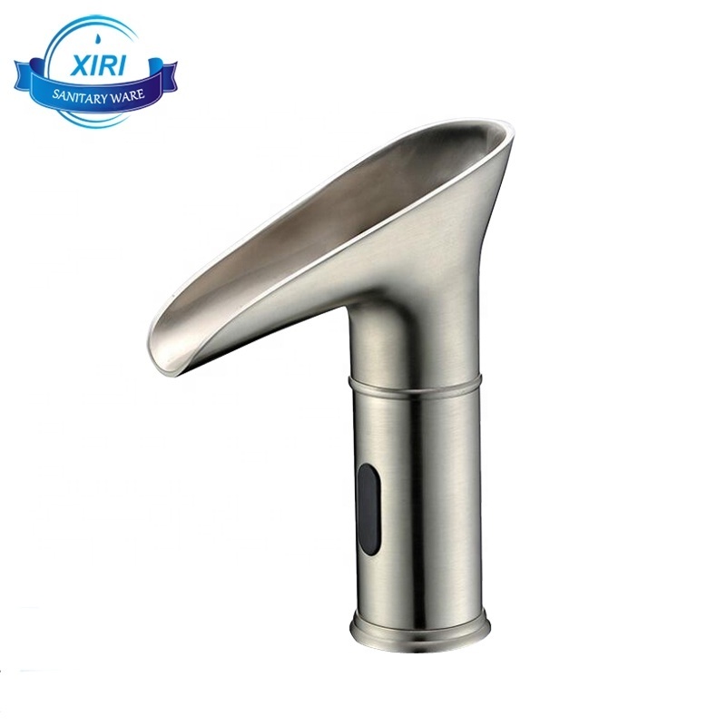 LED Color Waterfall Spout Single Handle Brass Bathroom Sink Faucet Lavatory Brushed Automatic Sensor Faucets