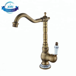 Classic Basin Sink Faucet Antique Brushed Bronze Taps Single Handle Brass kitchen faucets XR0601