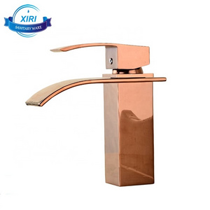 Modern Deck Mount Single Hole Brass Rose Gold Waterfall Bathroom Sink Mixer Taps Golden Basin Faucets RF423