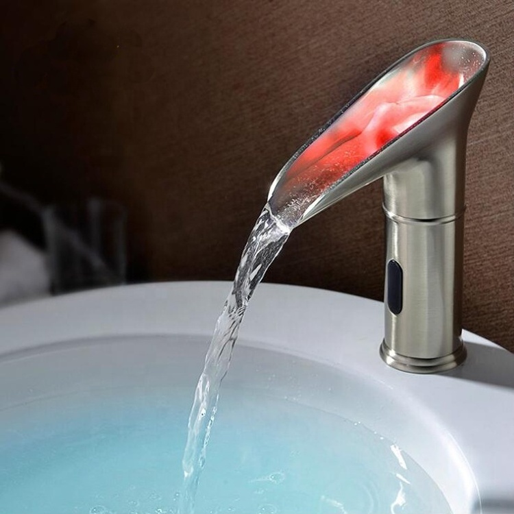 LED Color Waterfall Spout Single Handle Brass Bathroom Sink Faucet Lavatory Brushed Automatic Sensor Faucets