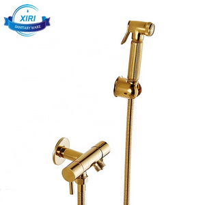 Luxurious Brass Wall Mounted Golden Toilet Bidet Cold Water Tap Bathroom Gold Muslim Bidet Faucet Set SF1356