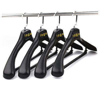 cheap custom logo black white suit hanger coat shirt non slip plastic hangers